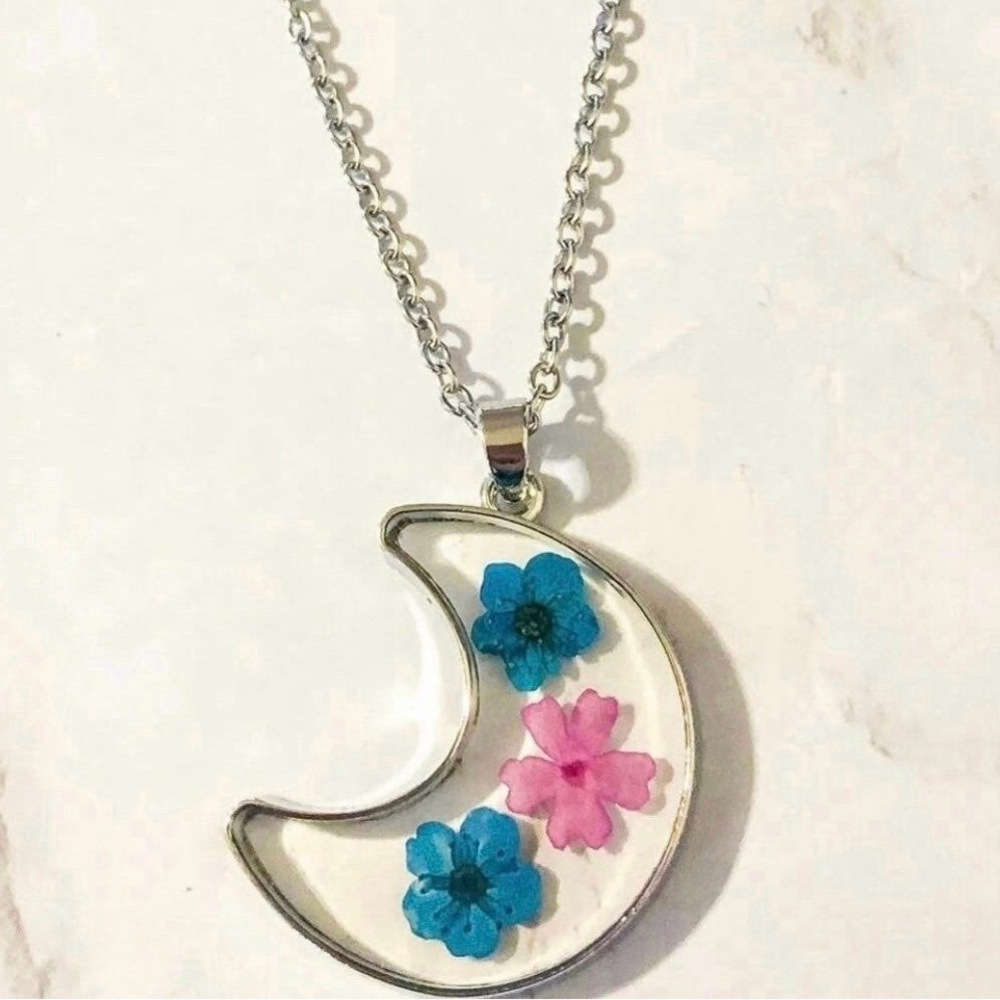 Pressed Flower Silver Moon Pendant Necklace